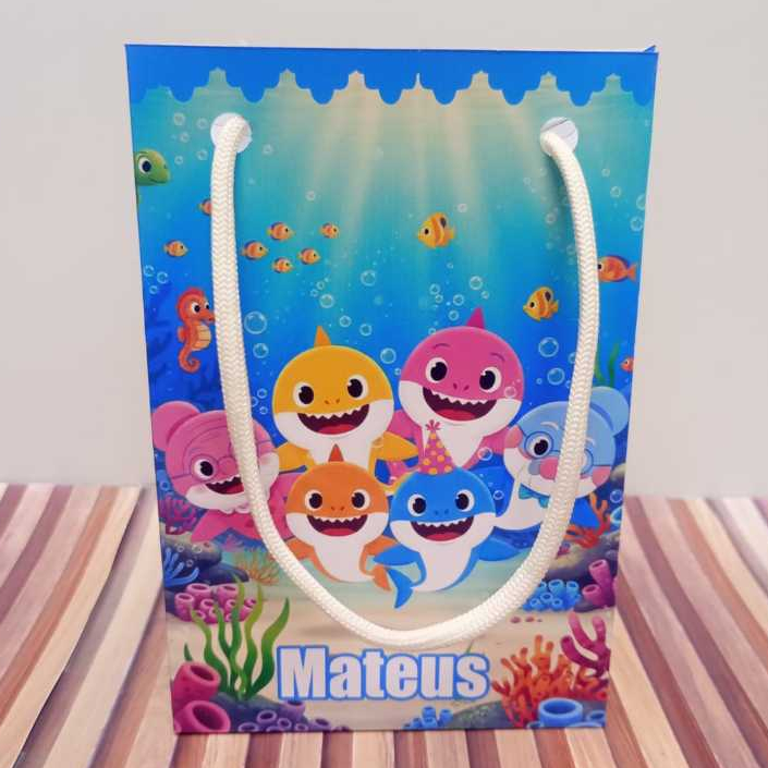 Sacolinha personalizada Baby Shark menino azul bebê tubarão PEGUE E MONTE Lembrancinha de aniversário Sacolinha surpresa