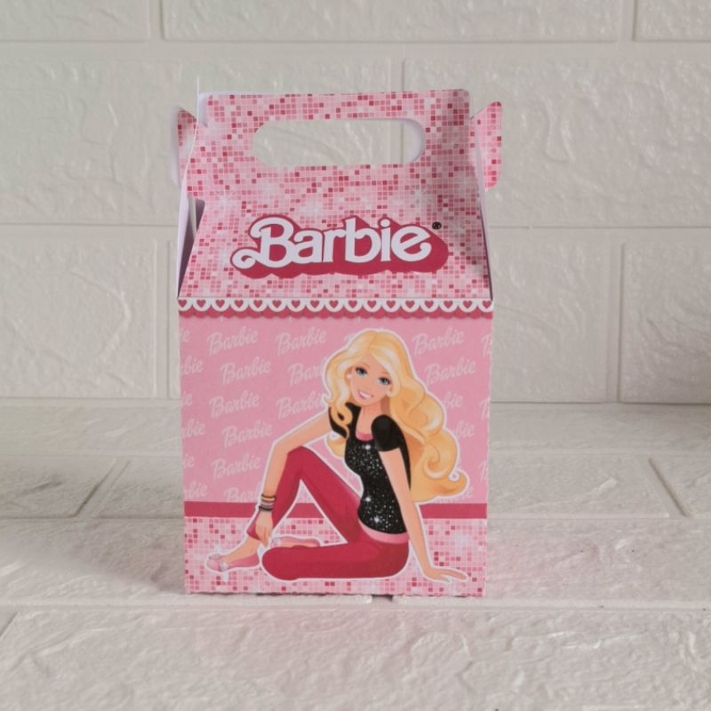 caixinha personalizada Barbie Maletinha surpresa lembrancinha Barbie