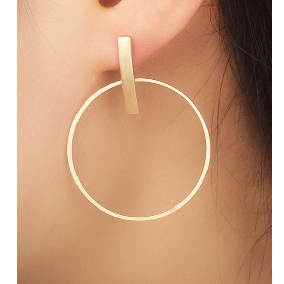 Brinco Feminino Argola Grande Dourada Minimalista Moderno Chique Leve Tendência 2026 Envio Imediato em Oferta na Shopee