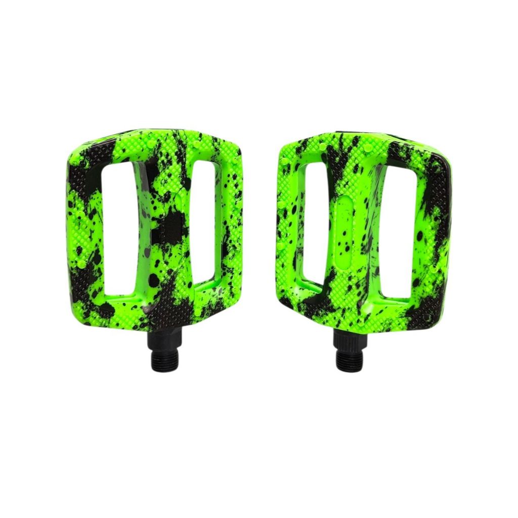 Pedal Plataforma 9/16 rosca grossa em nylon esperado Camuflado com Refletor
