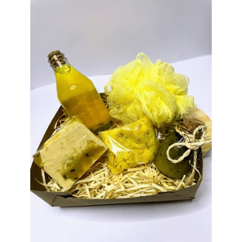 Kit SPA Maracujá, Sabonete Glicerinado 100% vegetal, Geleia de Banho, esfoliante corporal, Sais de banho e bucha