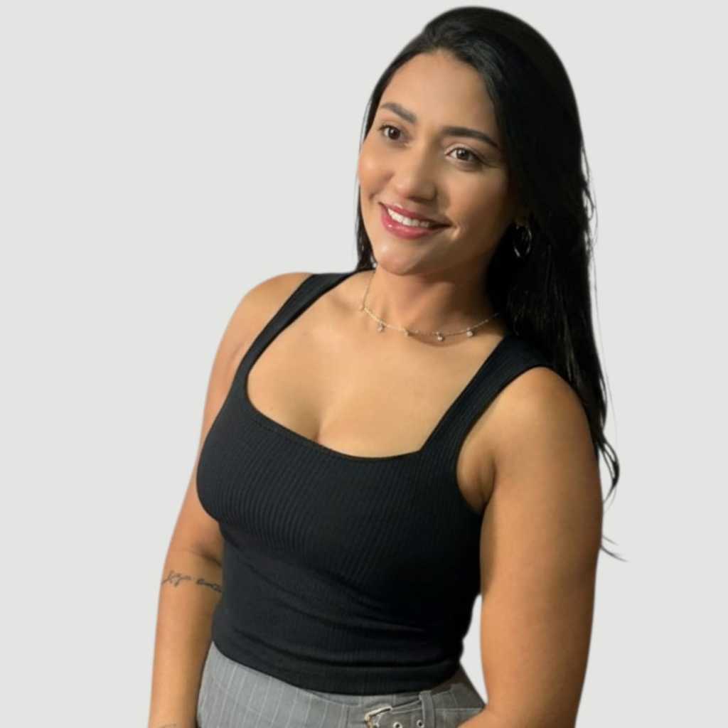 Blusa Canelada Feminina Slim Justinha Básica, Estilosa e Confortável perfeita para looks modernos.