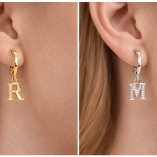 Brinco Letra Click Inicial Nome| Banho Ouro 18K e Prata 925 em Oferta na Shopee