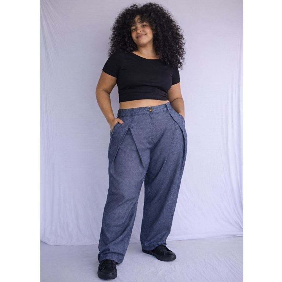 Calça Wide Leg Eco Sarja Alfaiataria Oversized Cintura Ajustável Sustentável