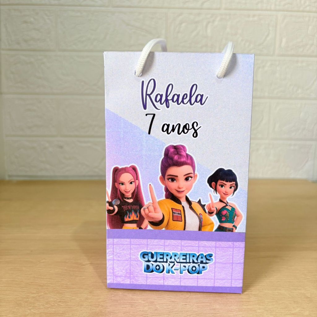 Sacolinha Personalizada Guerreiras do K POP  PEGUE E MONTE - Sacola Personalizada Suspresa - Lembrancinhas
