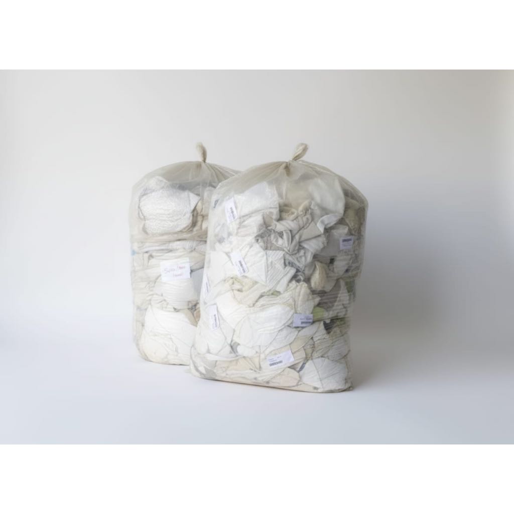 Enchimento de Espuma Bambusoft 1kg Flocos para Puff, Almofada e Artesanato
