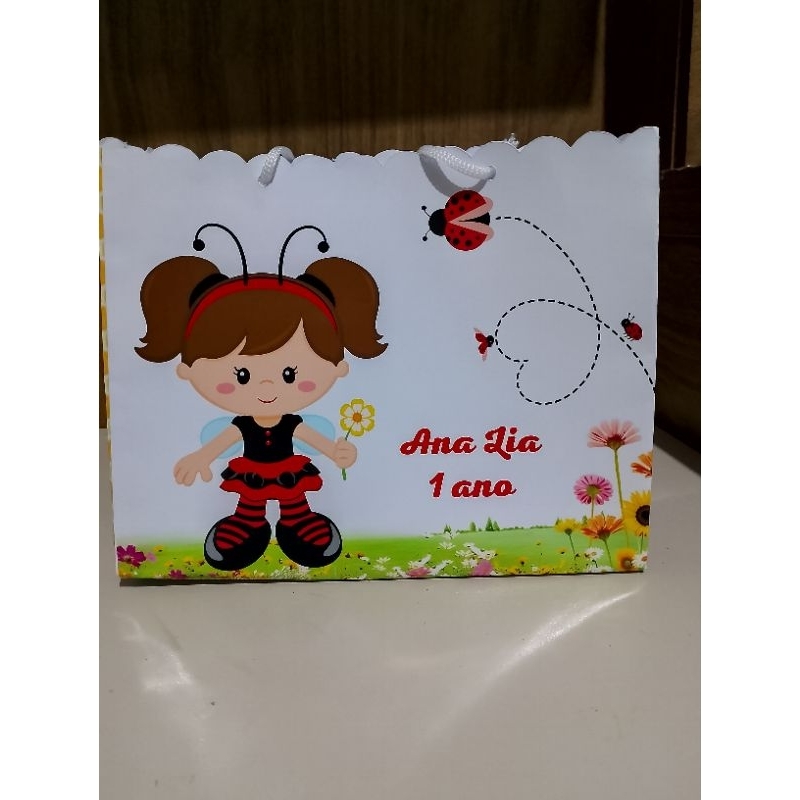 Sacola Surpresa Personalizada para lembrancinhas de aniversário - joaninha - todos os temas - semi montadas