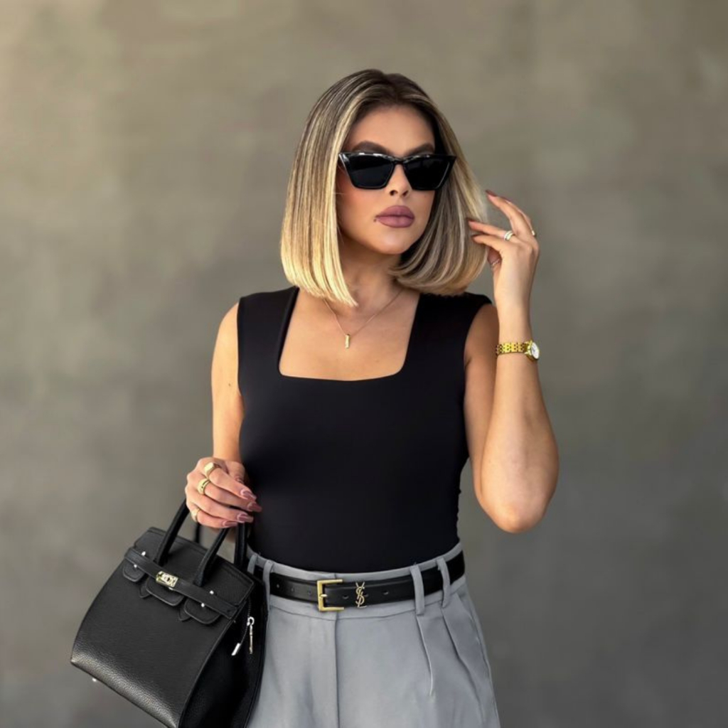 Regata Feminina Suplex Básica Lisa Decote Moderno Confortável Moda Blogueira Academia em Oferta na Shopee