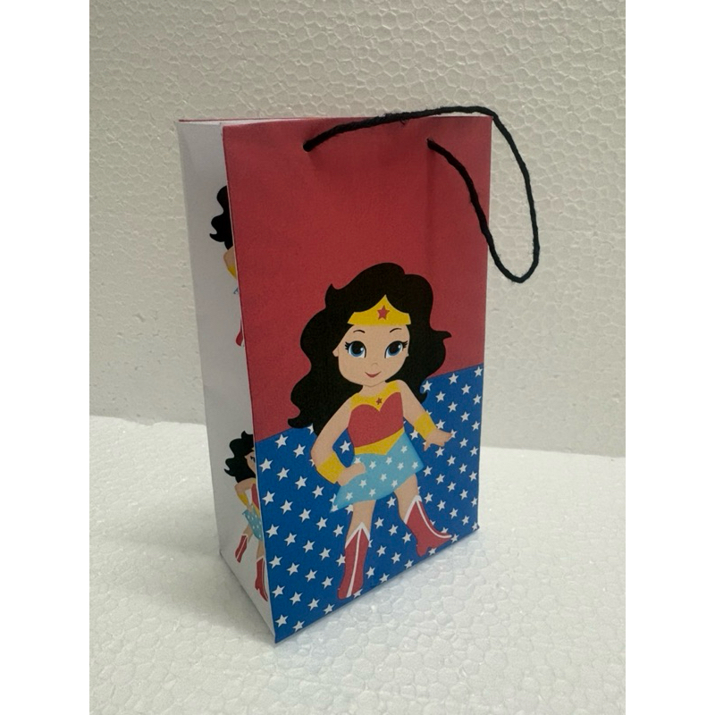 30 sacolinha personalizada, surpresa, MULHER MARAVILHA