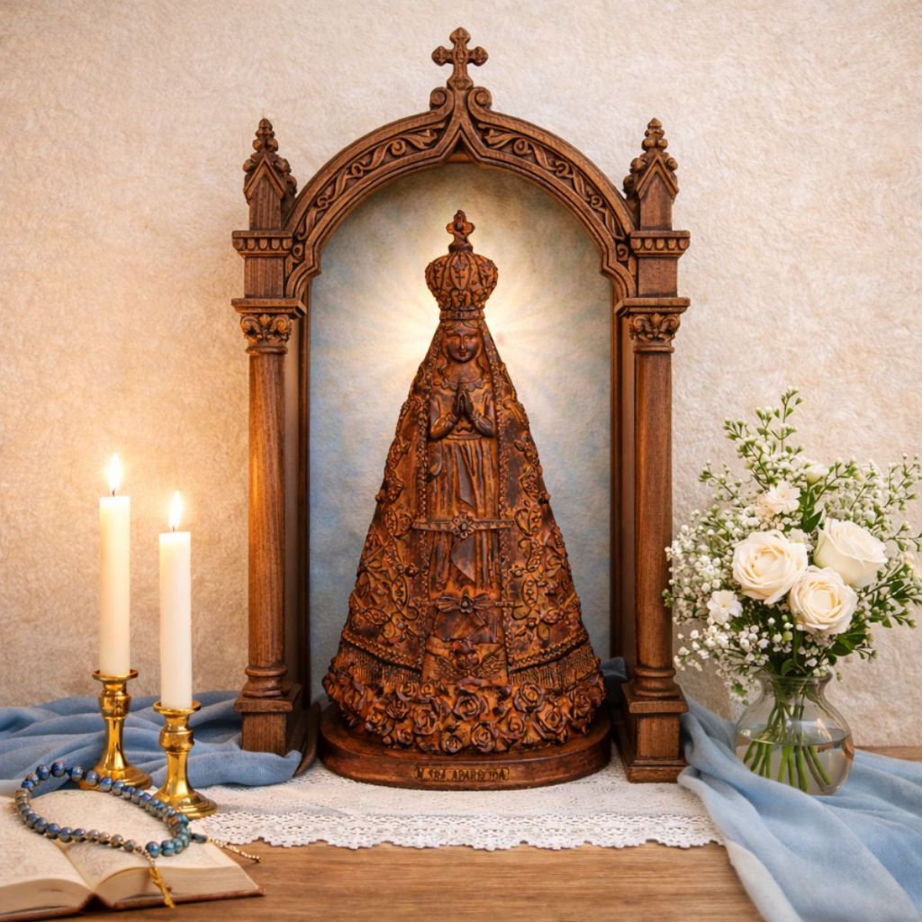Imagem Religiosa Nossa Senhora Aparecida de Resina Detalhes Dourado