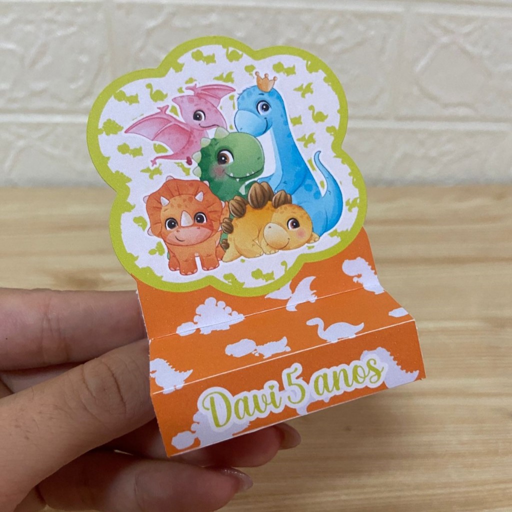 Lembrancinha Porta Bis Duplo Dino Baby Dinossauro (PEGUE E MONTE) - Festa Infantil - Personalizados - Só um bolinho