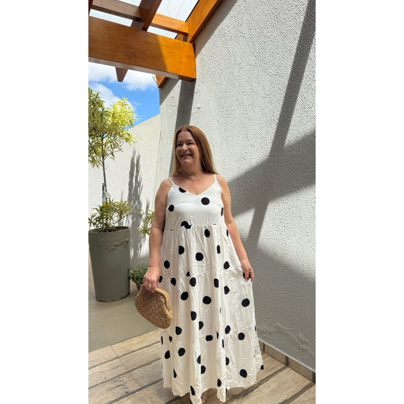 VESTIDO VISCOLINHO ALÇA REGULÁVEL VESTE ATÉ O 48 ATENÇÃO AS MEDIDAS ELE É FLUIDO.