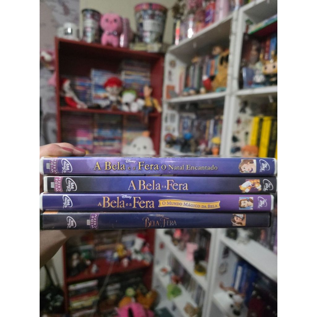Dvds A Bela E A Fera, Natal Encantado, Mundo Mágico E Live Action