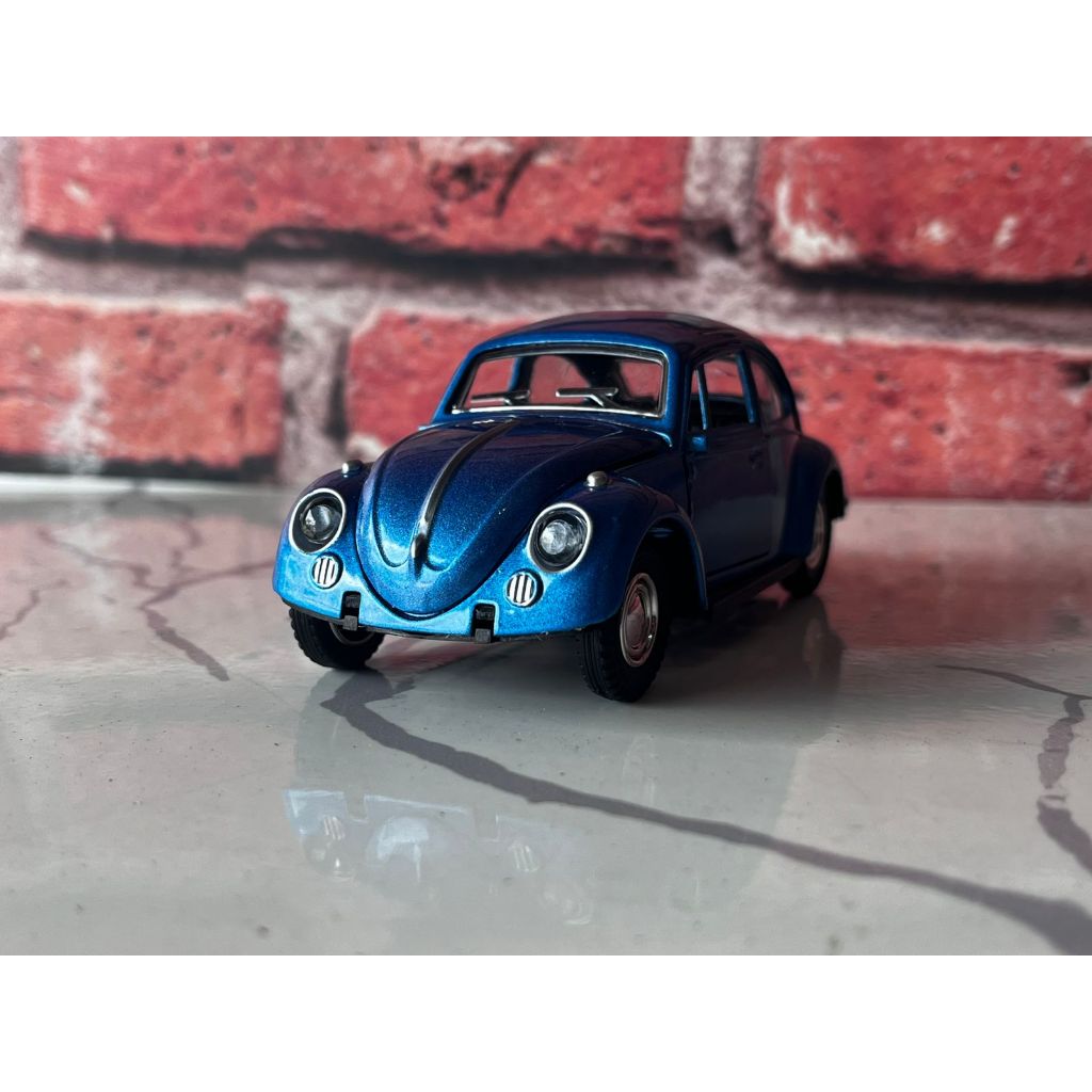 Miniatura Volkswagen Fusca azul em Metal Detalhado e com Fricção colecionismo