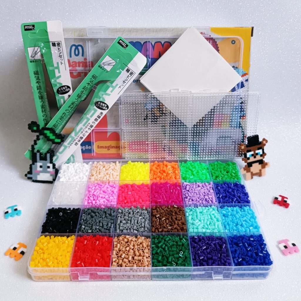 Miçanga Hama Bead Perler 24 Cores 2.6mm 12.000 Peças+ 4 Pegboard +papel + 2 Pinça +guia Kit Completo