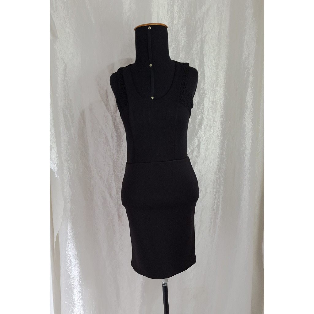 Vestido Tubinho com Renda Ana Hickmann Tamanho P