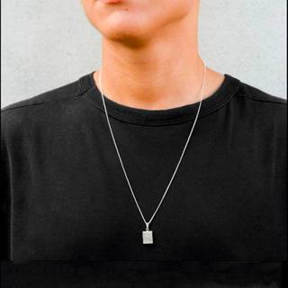 Colar Relicário Masculino Mini Bíblia com 2 Fotos + Caixa Presente Banhado a Prata 925 + Caixa Presente Namorado Pai em Oferta na Shopee