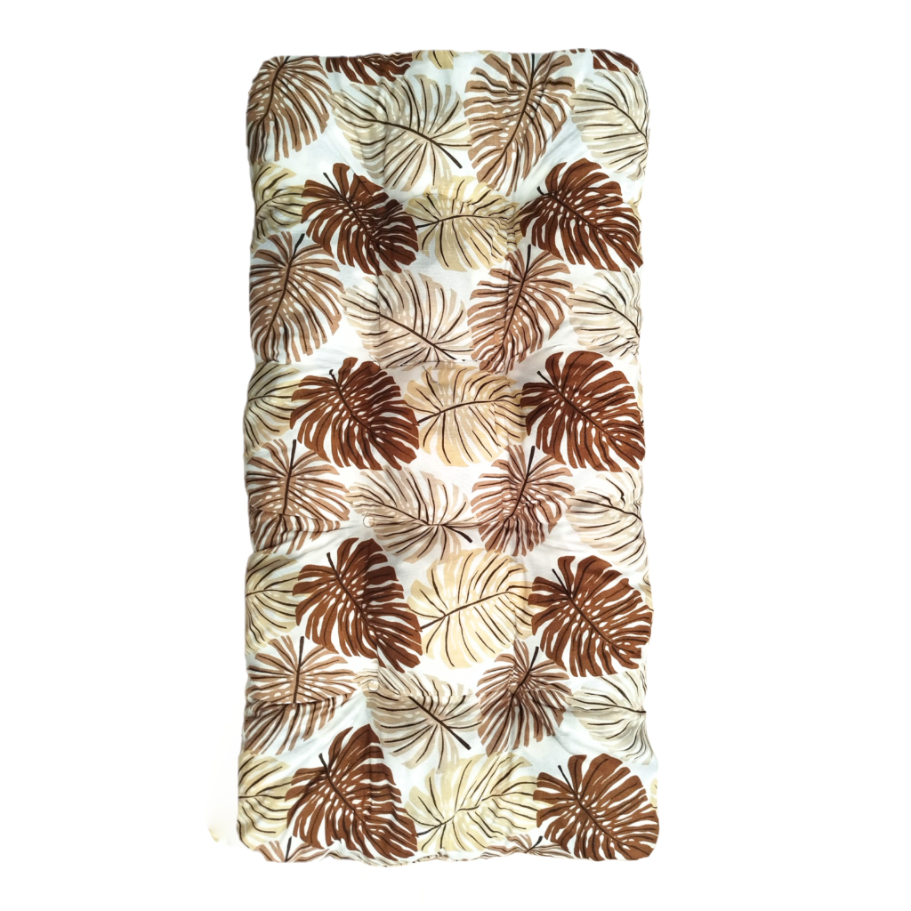 01 Super Almofada 120x60cm ideal Para cadeiras de balanço, bancos e poltronas.