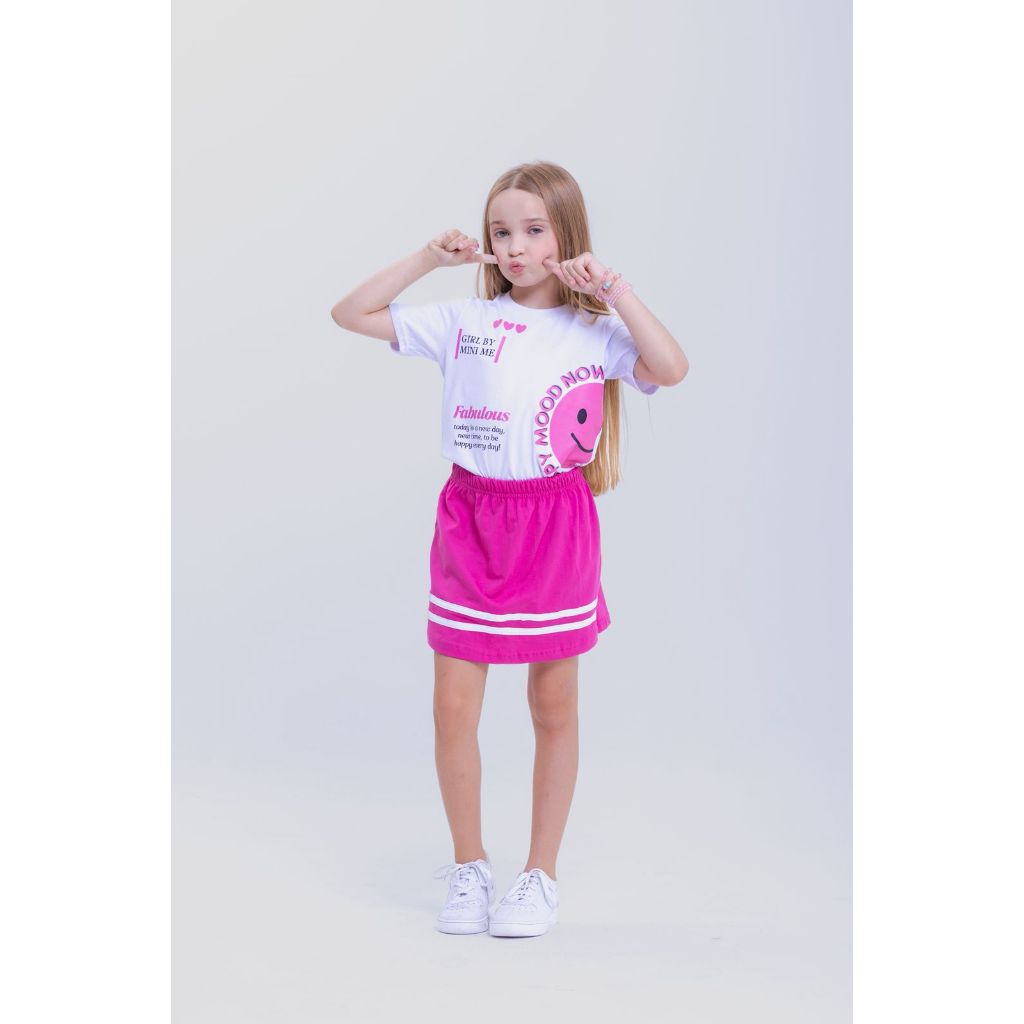 Conjunto Infantil, Blusa e Short saia em malha 100% algodão, com estampa em Silk, do 4 ao 8 anos, roupa de menina.