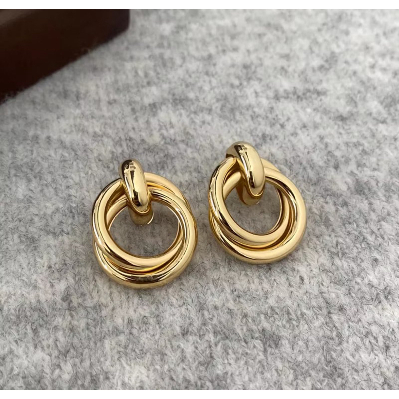 Brinco Argola Feminina Leve Não Pesa Confortável Tendência Barata Promoção