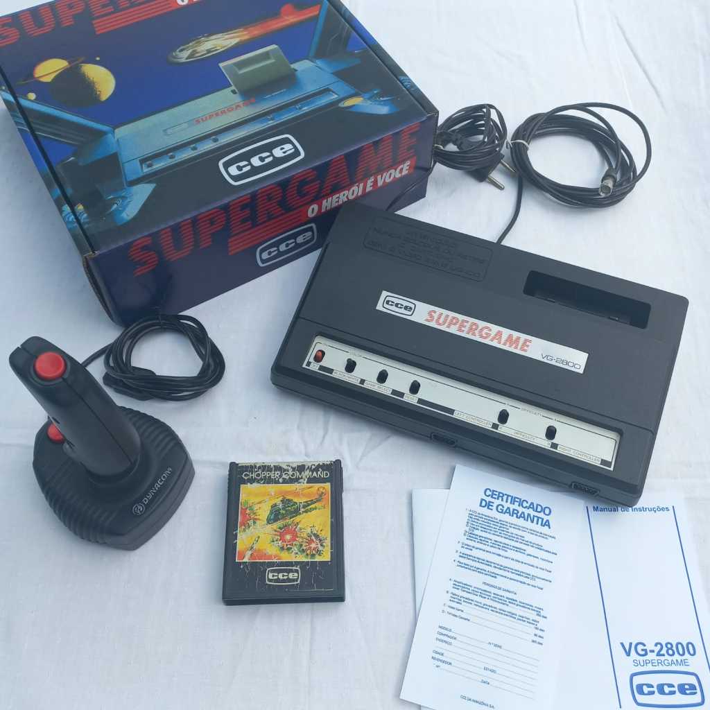 Outro Lindo Supergame CCE VG2800 com Joystick, Caixa e Manual
