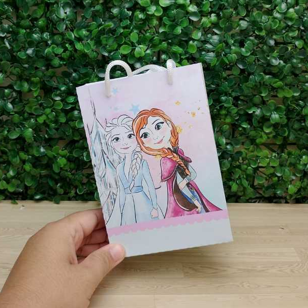 Sacolinha Surpresa Personalizada Lembrancinha Frozen Aquarela Kit Sacolinha Pegue e Monte Tamanho P