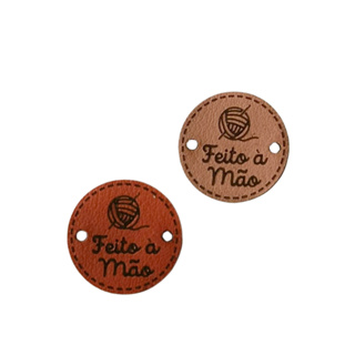 KITS 10, 30 ,50 e 100 Etiqueta em couro sintético padrão " Feito À mão" 2x2 cm Redondo em Oferta na Shopee