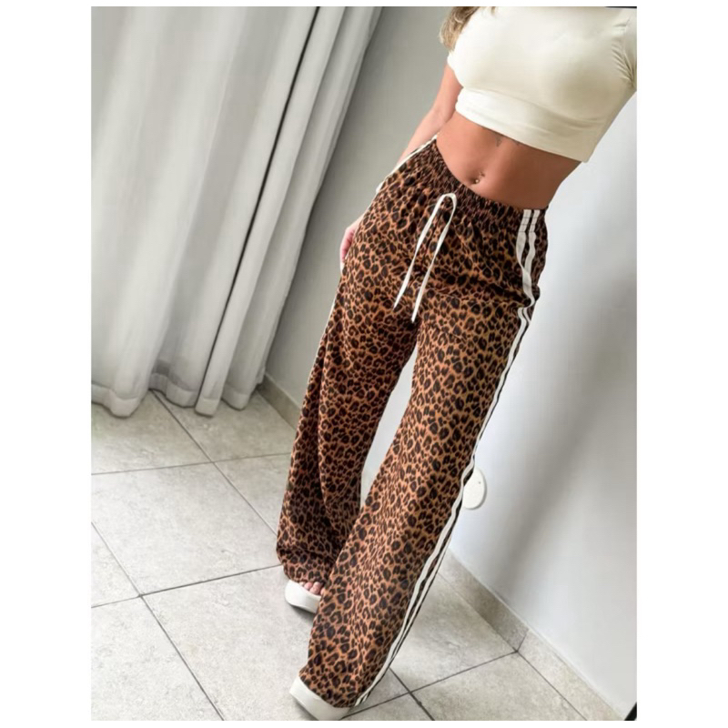 Calça Pantalona Animal Print onça tendência Conforto e Qualidade na Peça