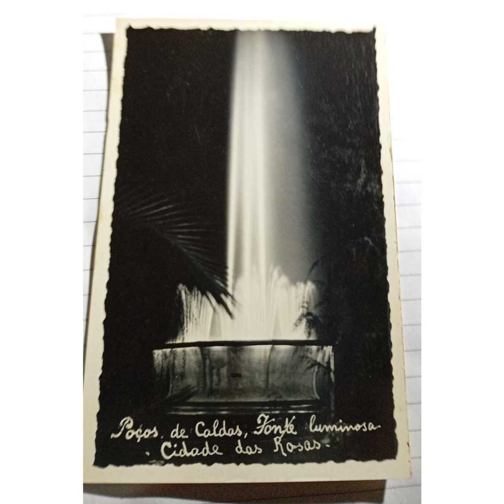 Cartão‑Postal Antigo – Poços de Caldas – Fonte Luminosa (Cidade das Rosas) 2