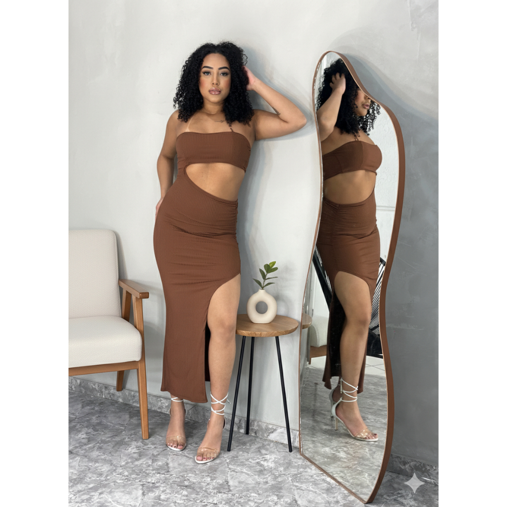 Vestido Tomara que Caia aberto na barriga  longo com Bojo blogueira gringa em Oferta na Shopee