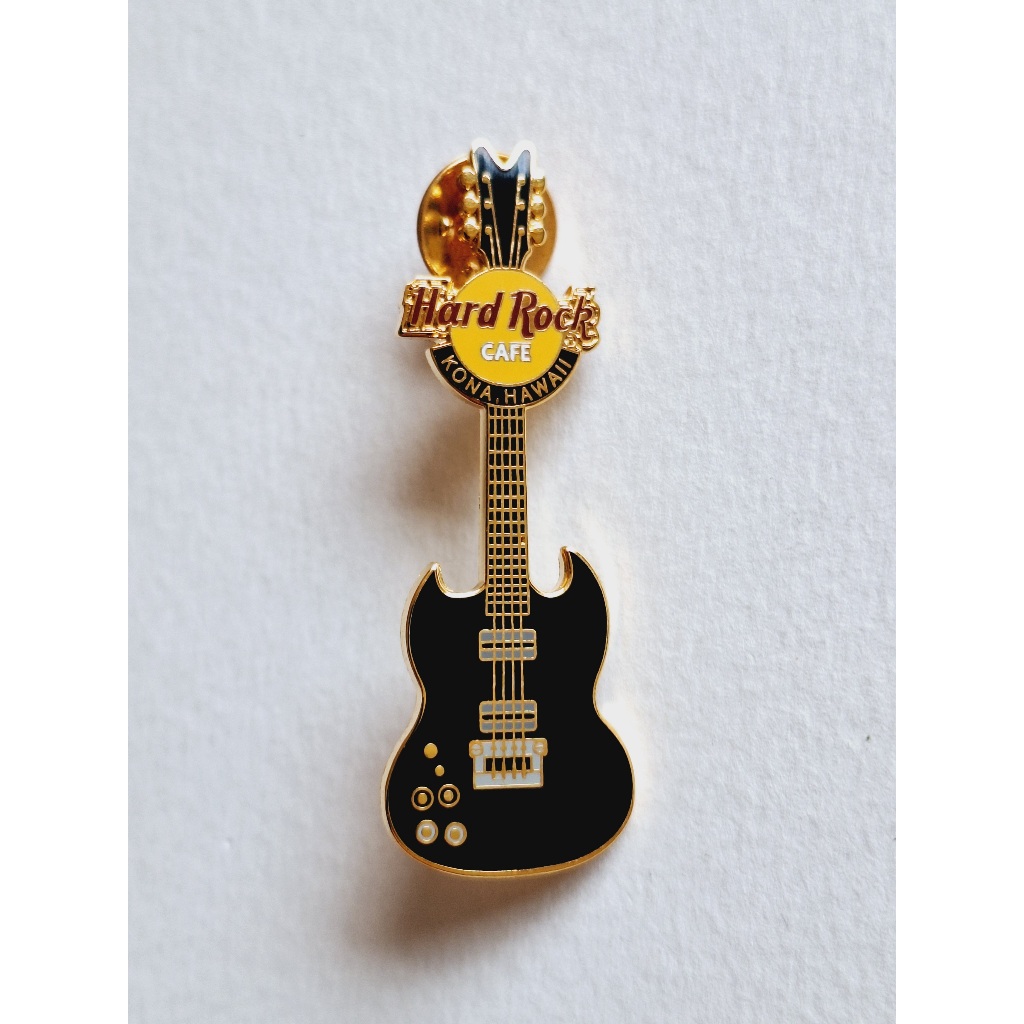 Pin / Broche - Hard Rock Cafe - Kona - Memorabilia Guitar Series Black Sabbath 2003