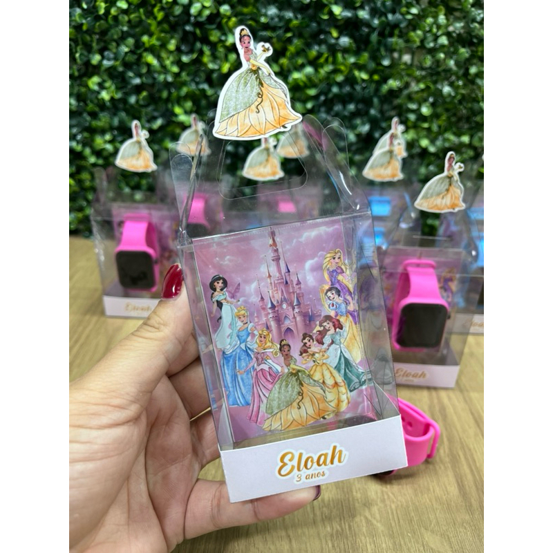 Lembrancinha princesas Festa Infantil SEM Relógio LED tam 6,5x9x4 – Caixa de Acetato Personalizada