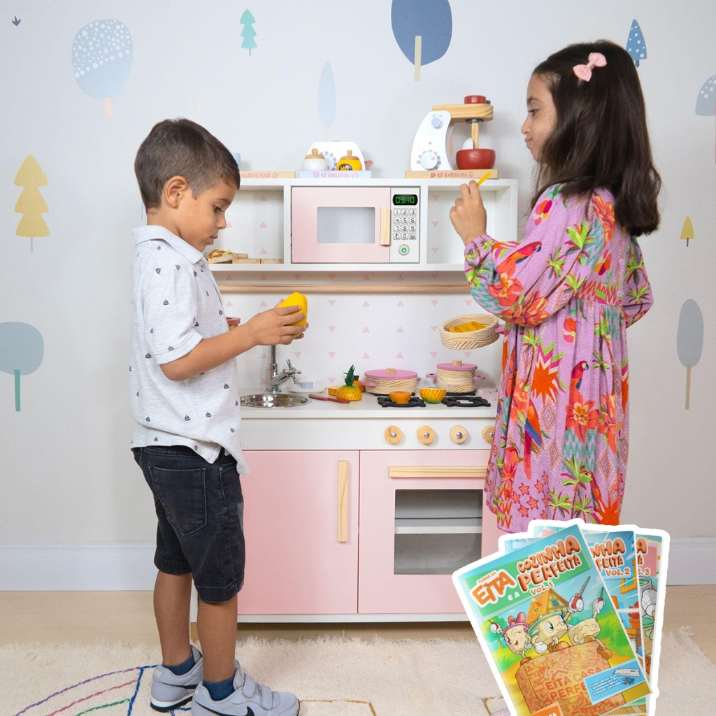 Cozinha Infantil Pia Fogão Microondas Madeira Rosa Bebê Faz de Conta Chef Brinquedo Pedagógico Kit Livro Educativo