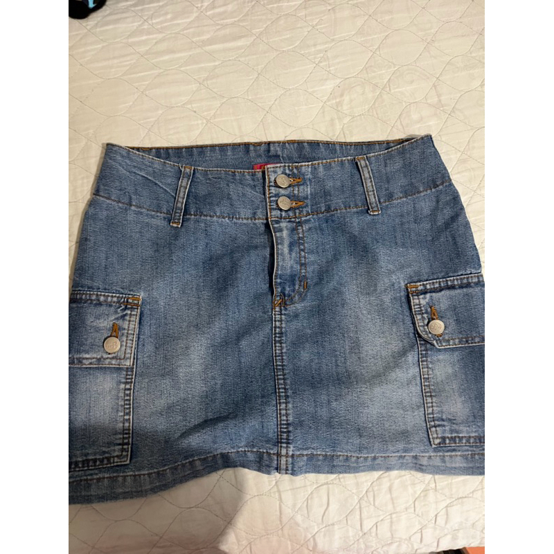 Mini Saia Jeans Cargo com Botões Frontais – Vintage Y2K 2000s