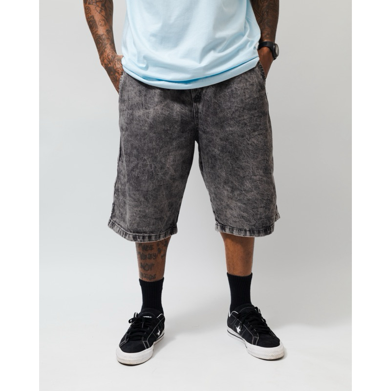 Bermuda Cargo Larga Preta Unissex – Estilo Skate Streetwear com Elástico na Cintura