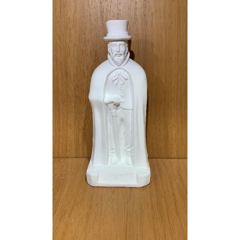 Imagem Exu Capa Preta Da Encruzilhadas 24cm em gesso cru