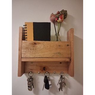 Porta Chaves com Nicho Artesanal em Madeira Rústica Organizador Decorativo para Entrada da Casa em Oferta na Shopee