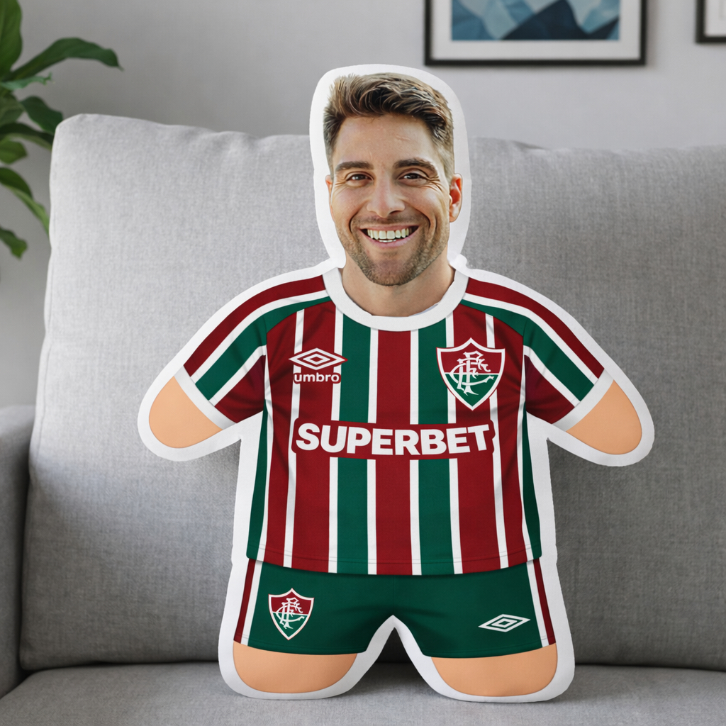Almofada Personalizada Forma de Corpo Uniforme Fluminense Com Seu Rosto Futebol
