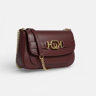 Bolsa de ombro feminina com alça de corrente e protetor de ombro , com bolso externo detalhes em dourado e fecho em imã em Oferta na Shopee