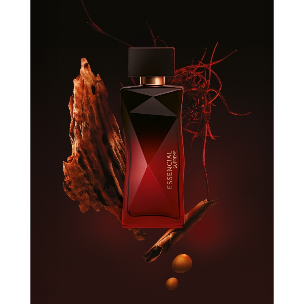 PERFUME ESSENCIAL SUPREME FEMININO: A fragrância que exalta a força e a beleza de toda mulher.