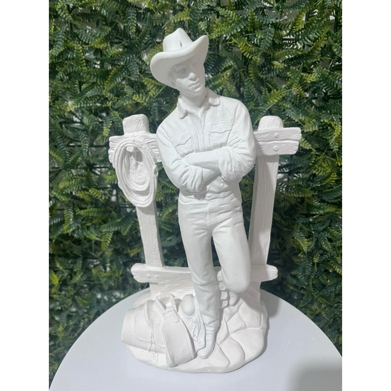 Imagem De Boiadeiro Na Porteira 30cm - escultura cowboy - Em Gesso Cru - Rico Em Detalhes. em Oferta na Shopee