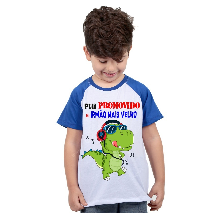 Camiseta Promovido a irmão mais velho Dinossauro infantil