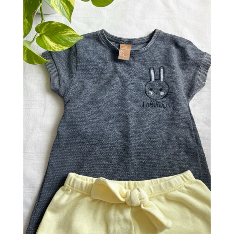 Conjunto Infantil Up Baby + Roby Kids Tam M | Camiseta Coelhinho + Bermuda Algodão
