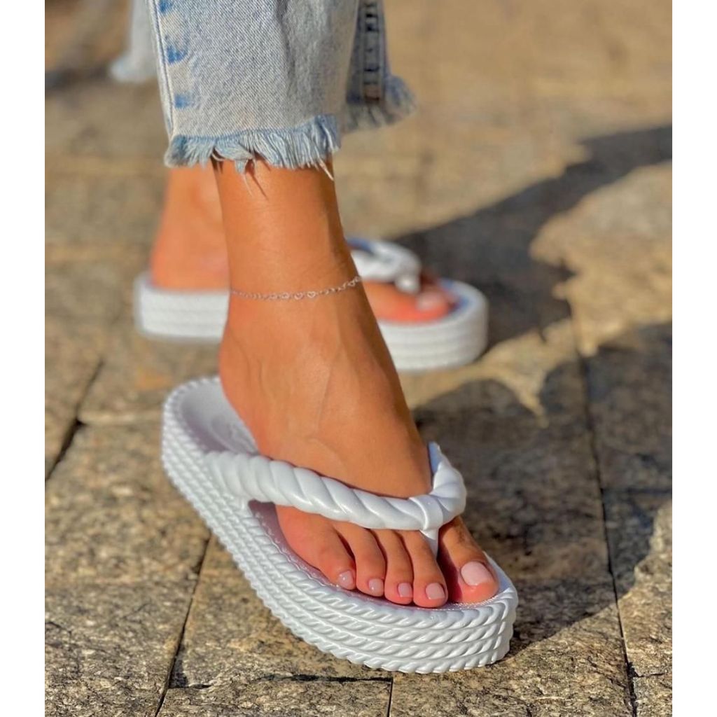 Chinelo Feminino Cluff Trança em EVA Leve Macio e Confortável Sandália Casual para Dia a Dia Praia Casa Rua trança nuvem