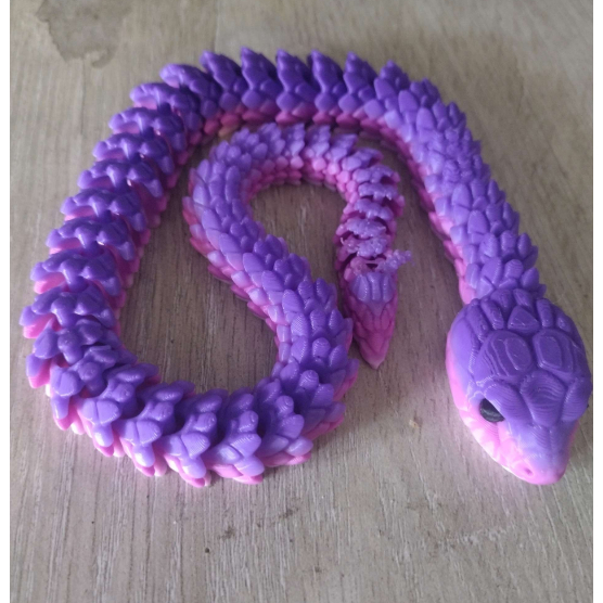 Cobrinha Articulada Fofinha em Impressão 3D – Flexível, Colorida e Decorativa (45cm)
