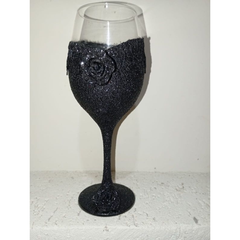Taça pomba gira  Maria Quitéria das almas, Maria mulambo da calunga, capa preta, rosa negra!