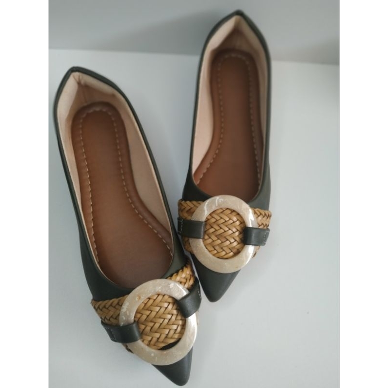 Sapatilha Feminina Mocassim Bico Fino Elegante Confortável Casual Para Trabalho e Dia a Dia