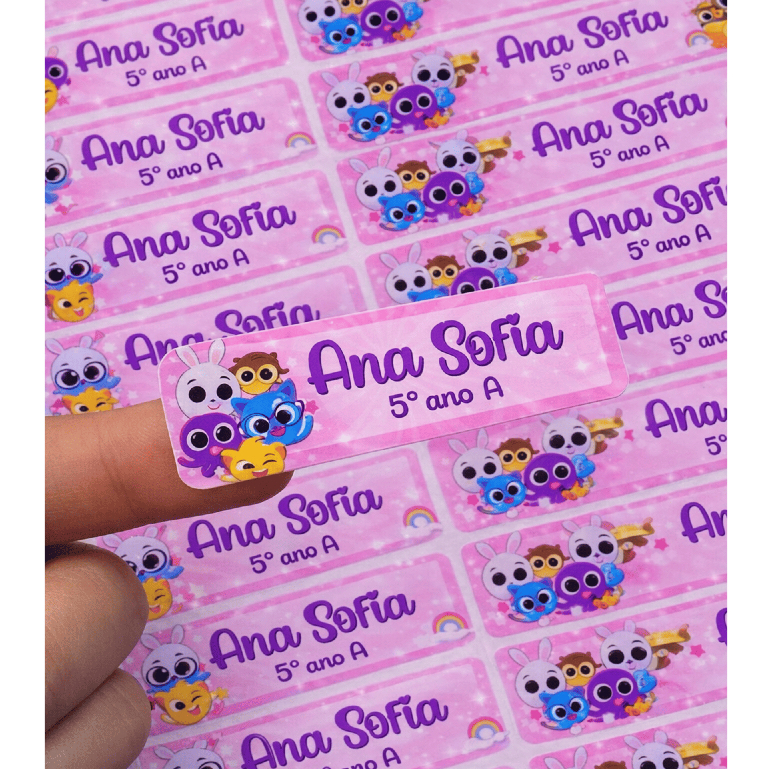 Kit 150 Etiquetas Escolares Personalizadas Infantil | Nome e Série | Volta às Aulas | Adesivo à Prova D’Água | Todos os