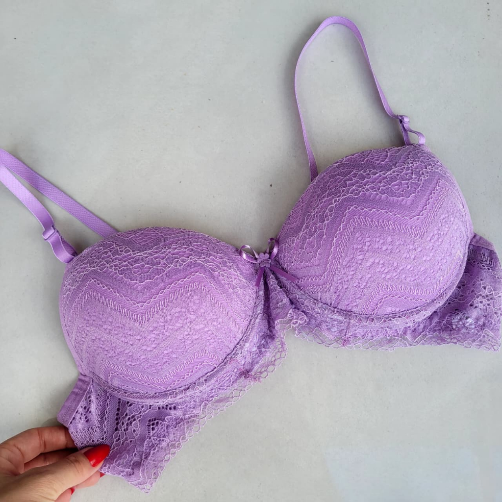 Sutiã Isobel de bojo  básico de renda  ,com arco de plástico,confortável