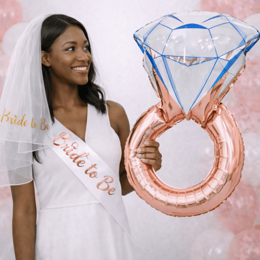 Kit Despedida de Solteira Noiva Véu Noiva Bride To Be + Faixa Bride to Be + Balão Anel Noiva Noivado